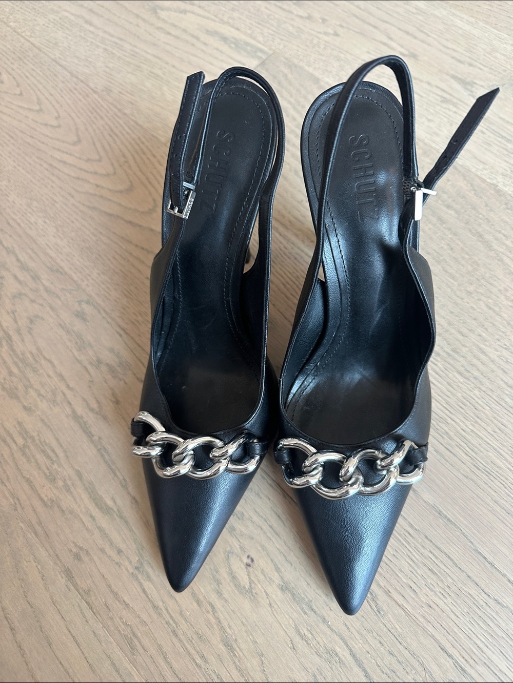 NWT Schutz Black Leather Slingback Pump with Silver Metal Chain Size 9.5
